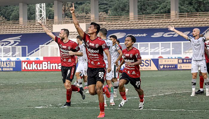 Statistik Striker yang Gosipnya Diincar Persib: Tenggelam dalam Bayang-bayang Spaso